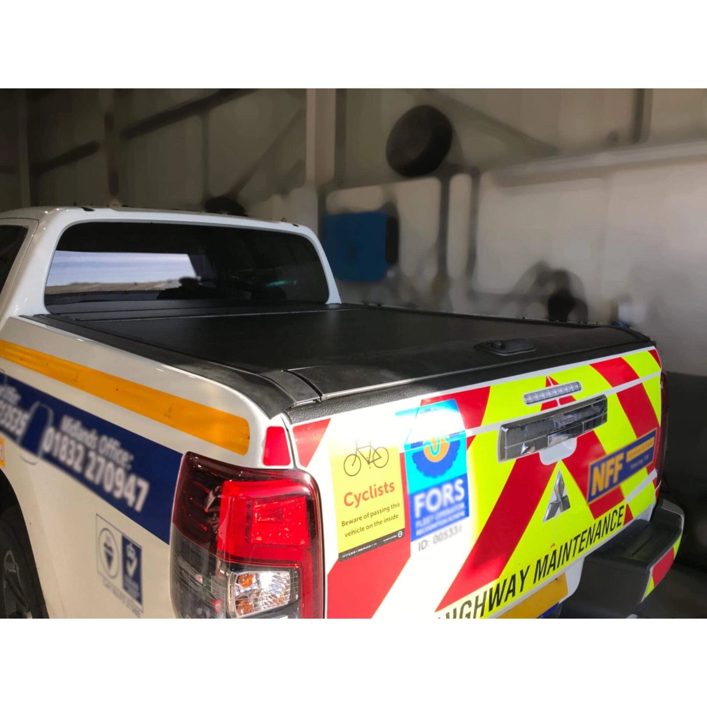 Roll&LockStyleLoadBedTonneauCoverMitsubishiL2002015+