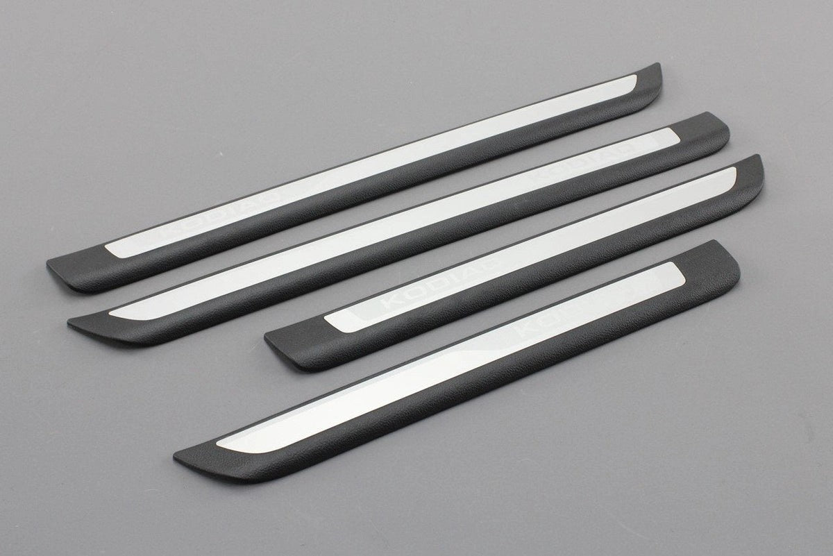 SkodaKodiaq2017-Stainlesssteeldoorsillprotectorset565071303