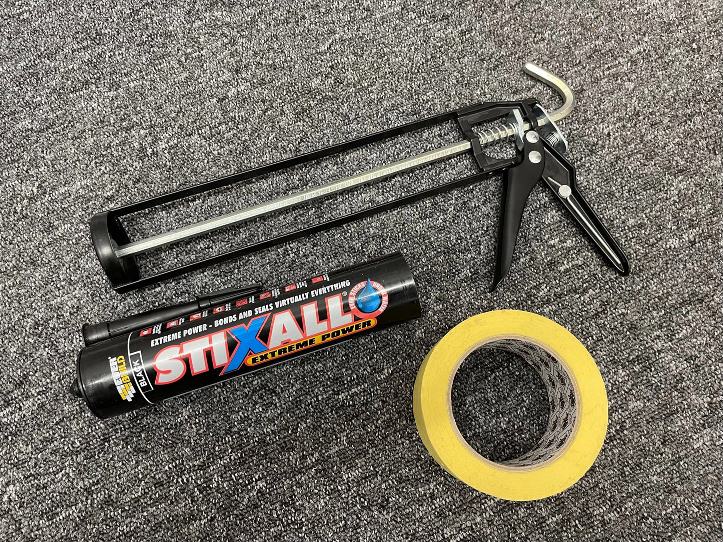 SpoilerFittingKit/Sealant&MaskingTapeWithSealantGun-DIVERSIONAUTOMOTIVE