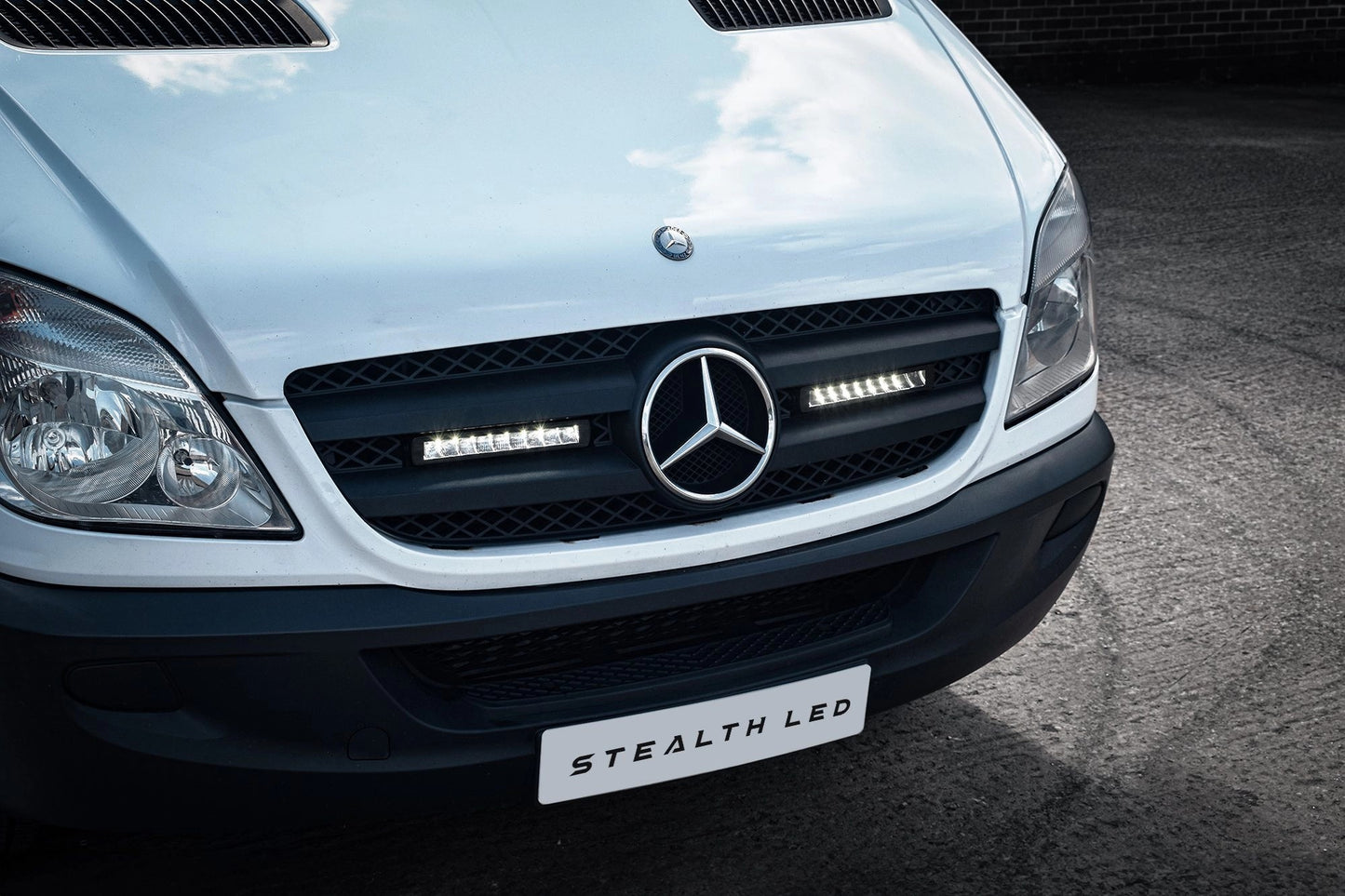 StealthLEDMercedesSprinter2006-2013Twin10″LuminousLEDIntegrationGrilleKit–7,560Lumens