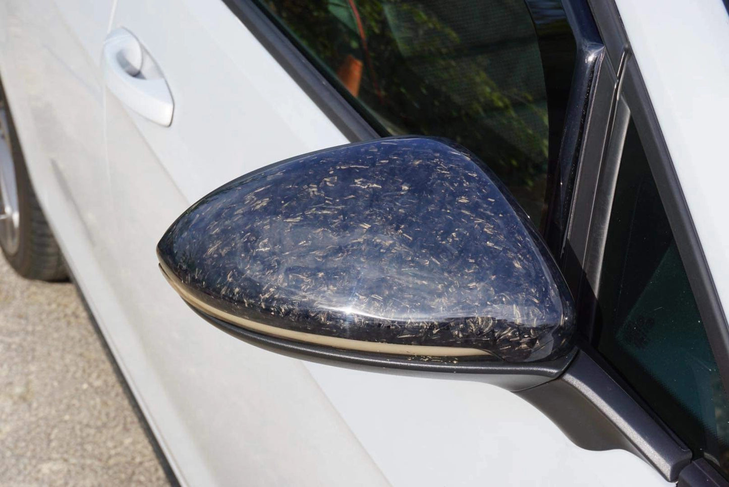 VolkswagenGolfMK7/MK7.5GenuineForgedCarbonFibreWingMirrorCovers(2013-2019)