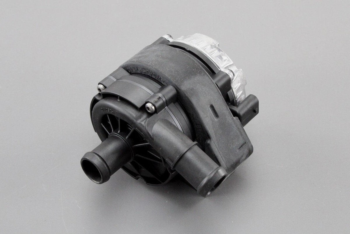 VWAudiGolfMK7.5TiguanA3additionalcoolantpumpBosch04L965567B