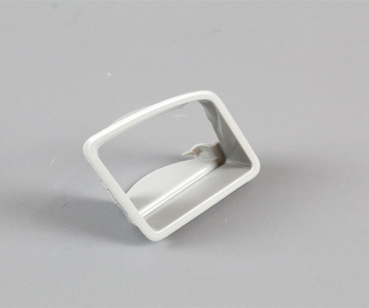 VWBeetle99-05Leftretainingbracketfornumberplatelight1C0943137