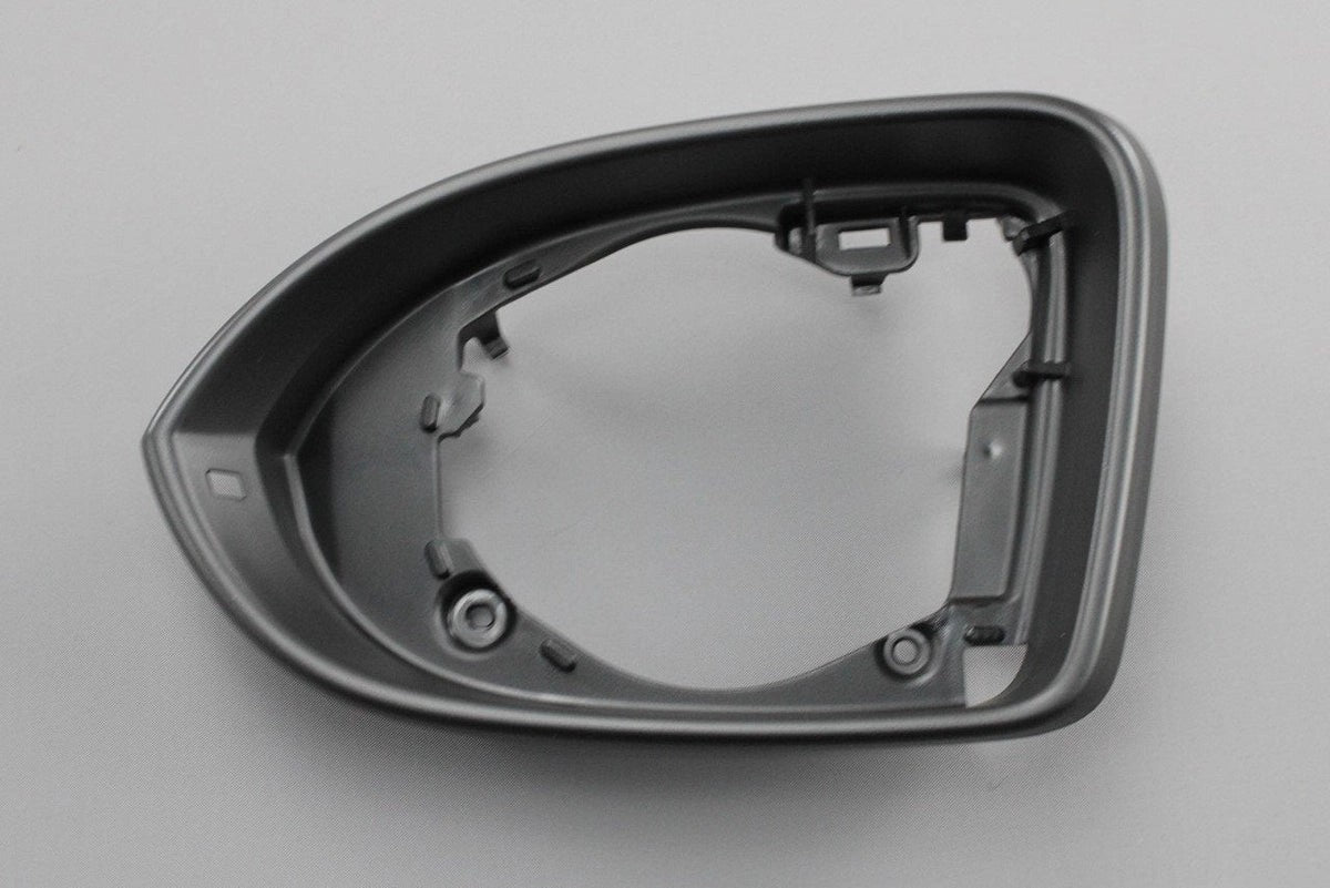 VWPassatB815-Arteonwingmirrorsurroundtrim(left)3G08576019B9