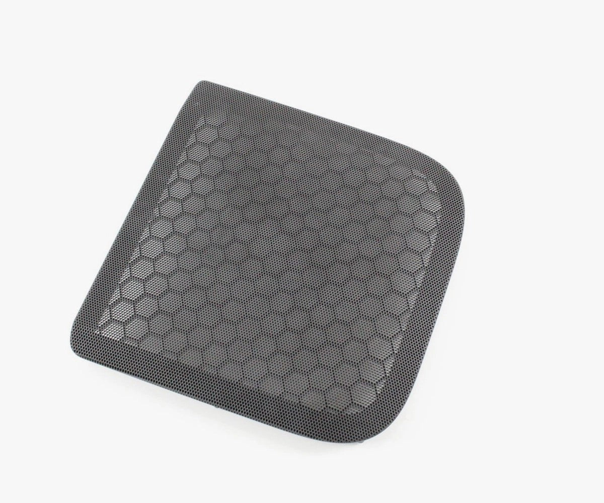 VWTouareg7L03-10leftfrontdoorspeakergrilletrim7L6868157A