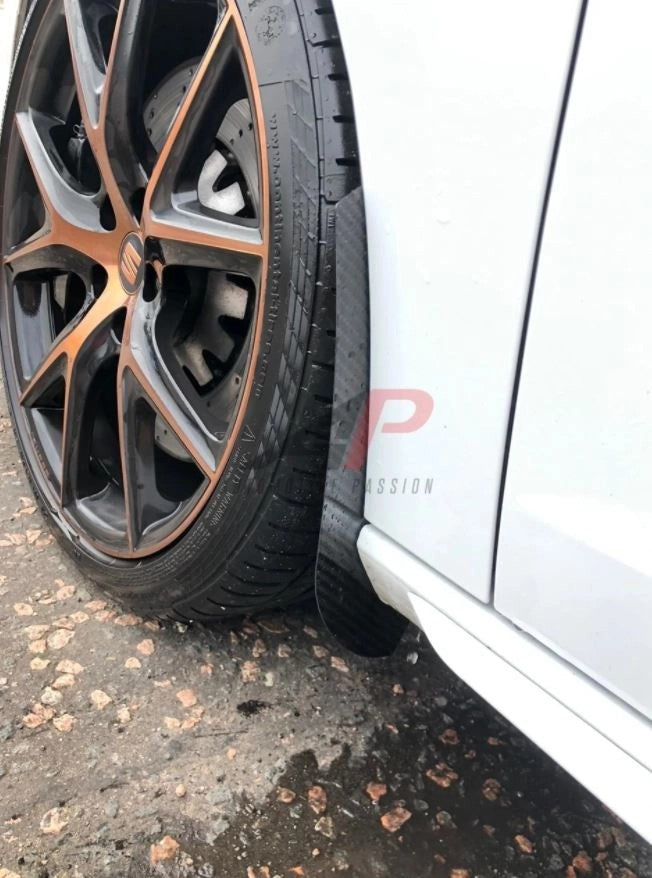 APDesignCarbonArchGuards/MudFlaps-LeonCupra