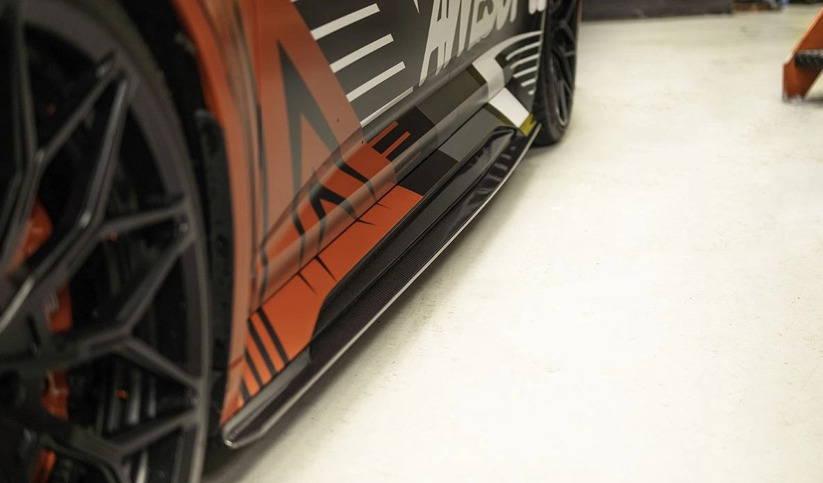 APDesignDryCarbonSideSkirts-RS6(C8)