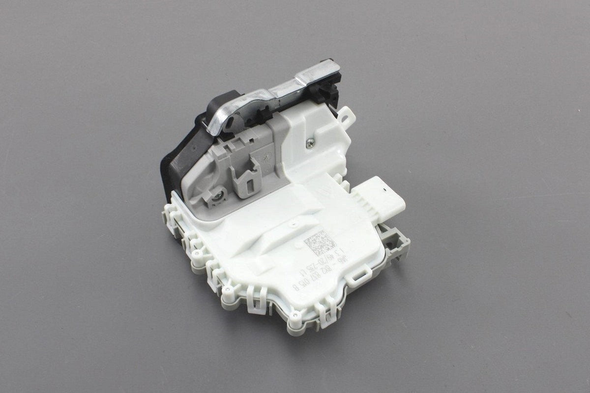 AudiA1A3A4Q2Q5R8frontdoorlockmodule(left)8X2837015B