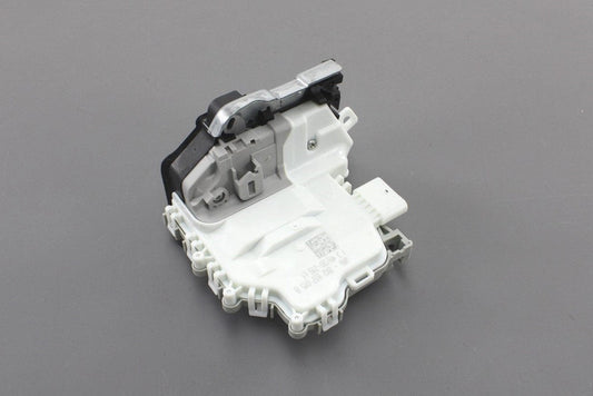 AudiA1A3A4Q2Q5R8frontdoorlockmodule(left)8X2837015B