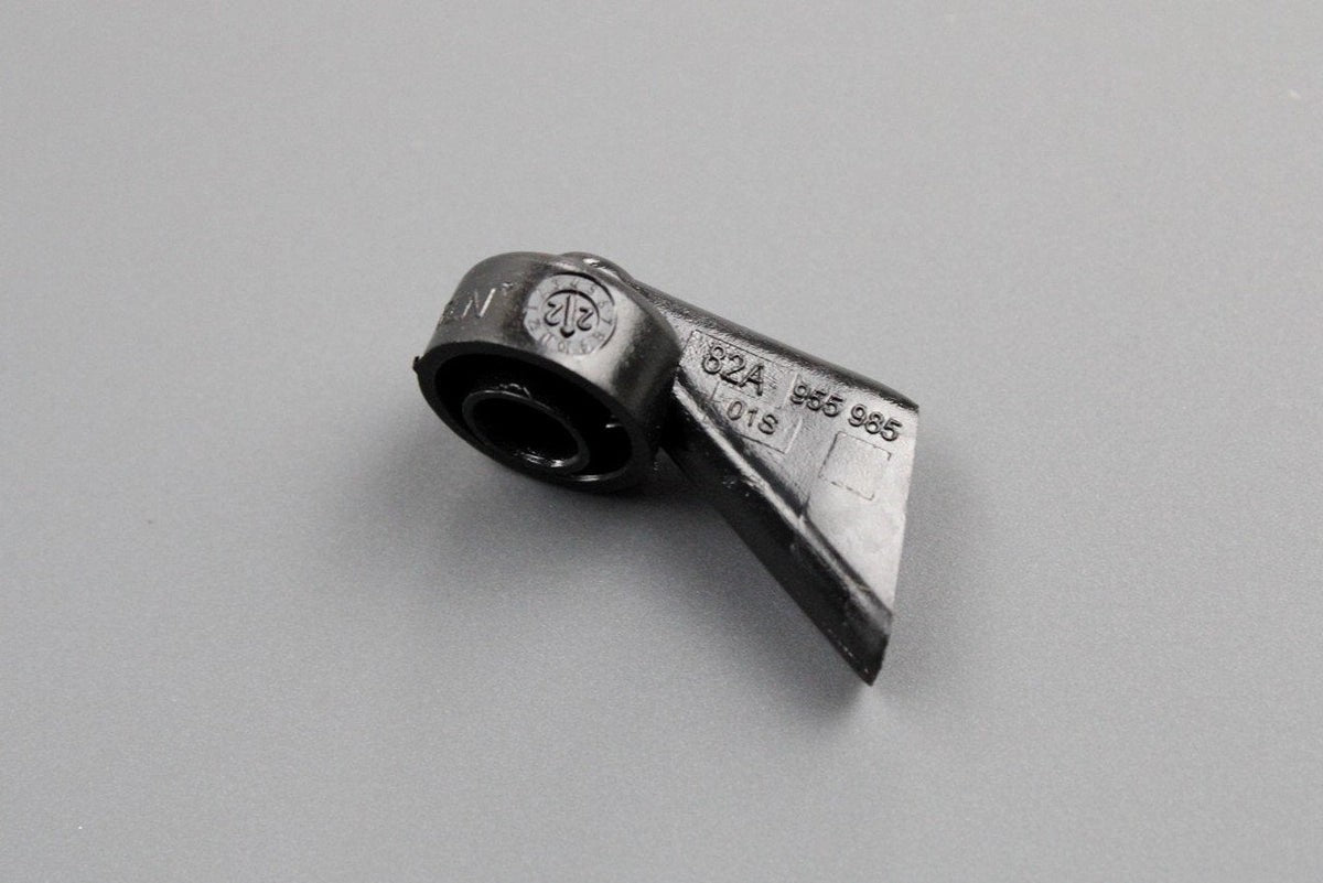 AudiA1S12019-Rearwiperwasherwaterjetnozzle82A955985