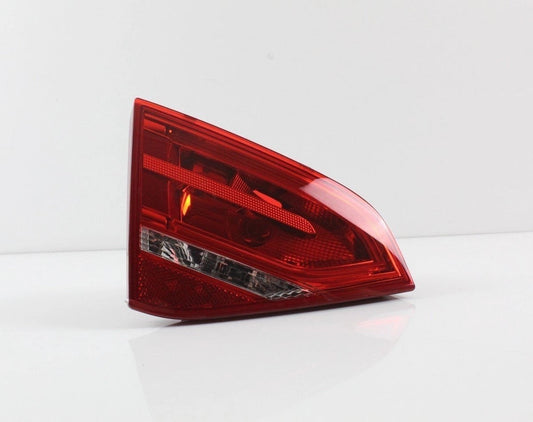 AudiA3Cabriolet2008-13leftinnerreartaillightunit8P7945093