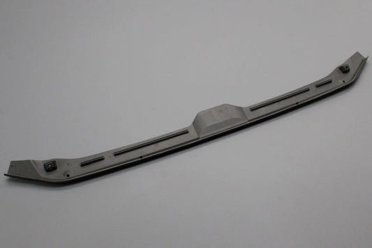 AudiA4S4RS4B92016-2025centrebonnetimpactprotectionseal8W0823124