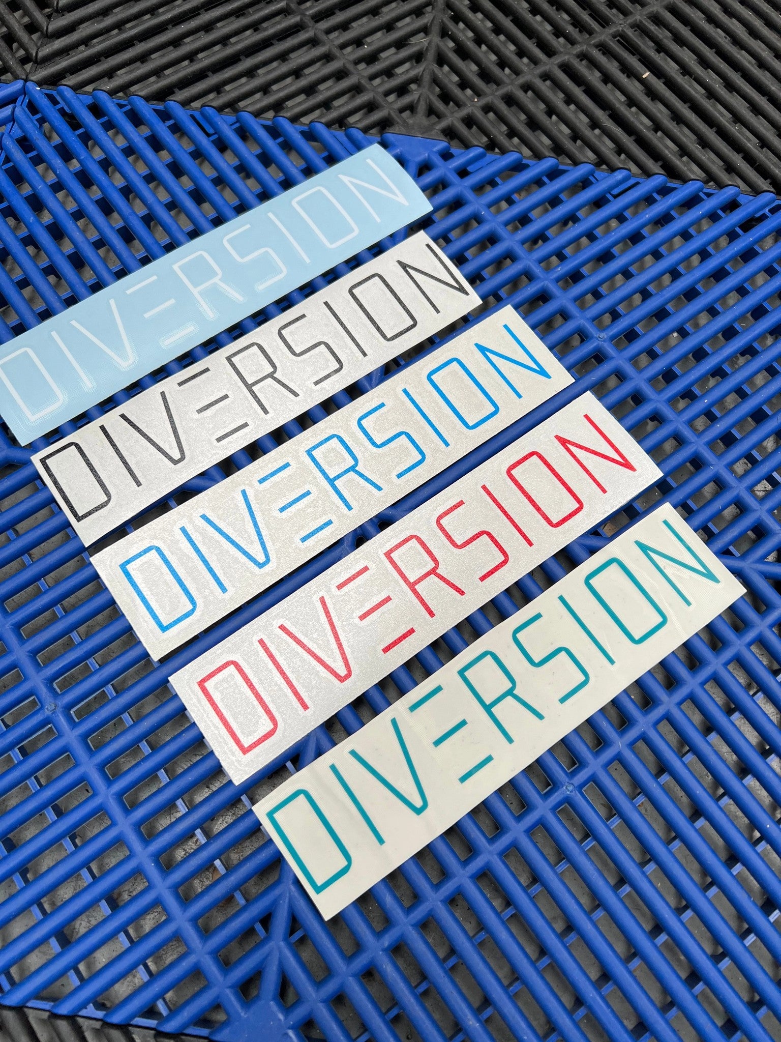 Diversion20CMSticker(MultipleColours)