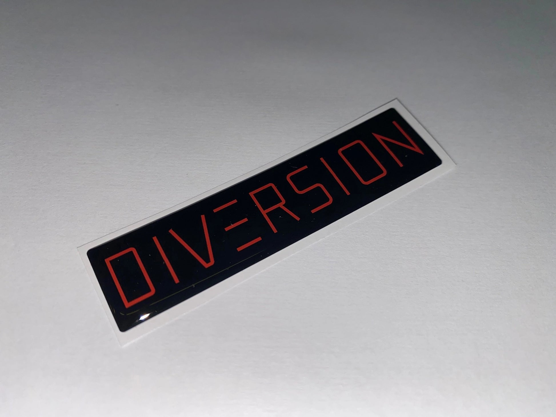 DIVERSIONRedGelBadge/SelfAdhesive(8cmx2cm)
