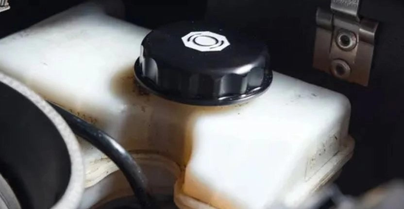 ECSTuningBilletBrakeFluidCap-BlackAnodized