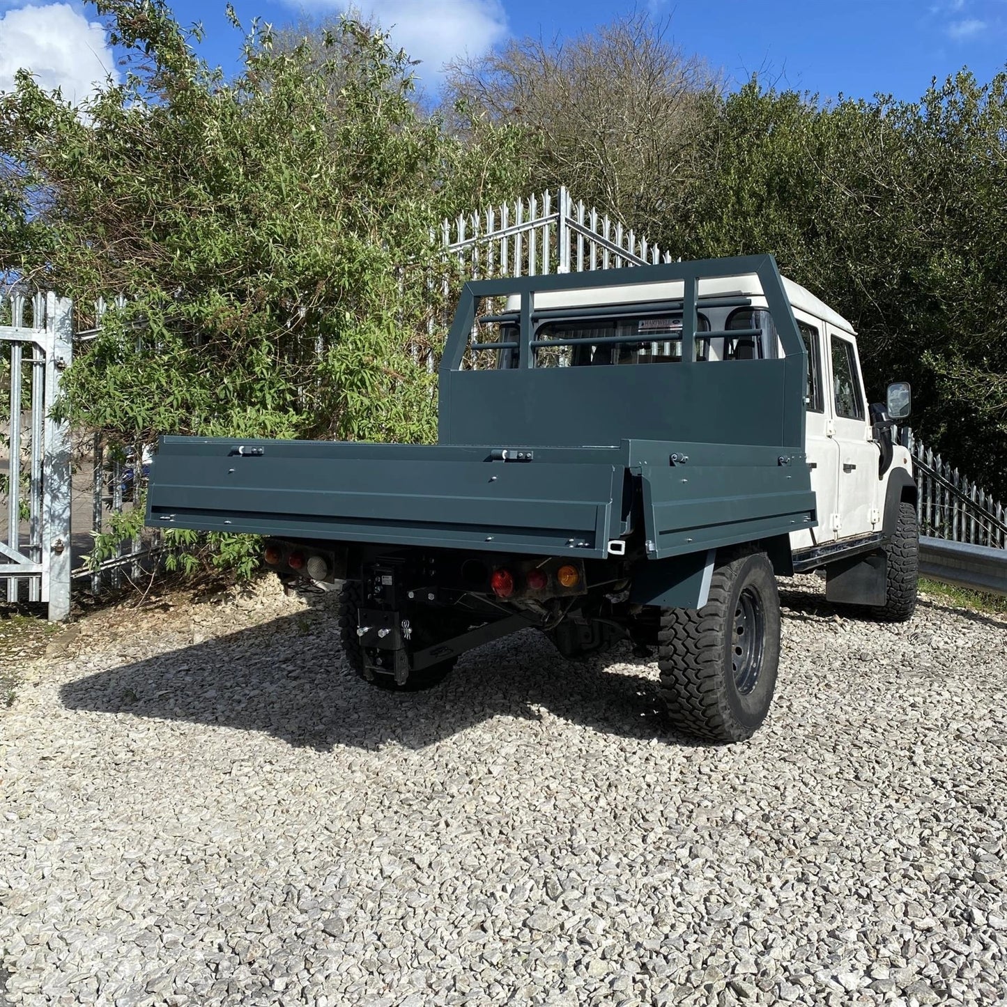 ExpeditionPickupTruckReplacementFlatbedUTEBack