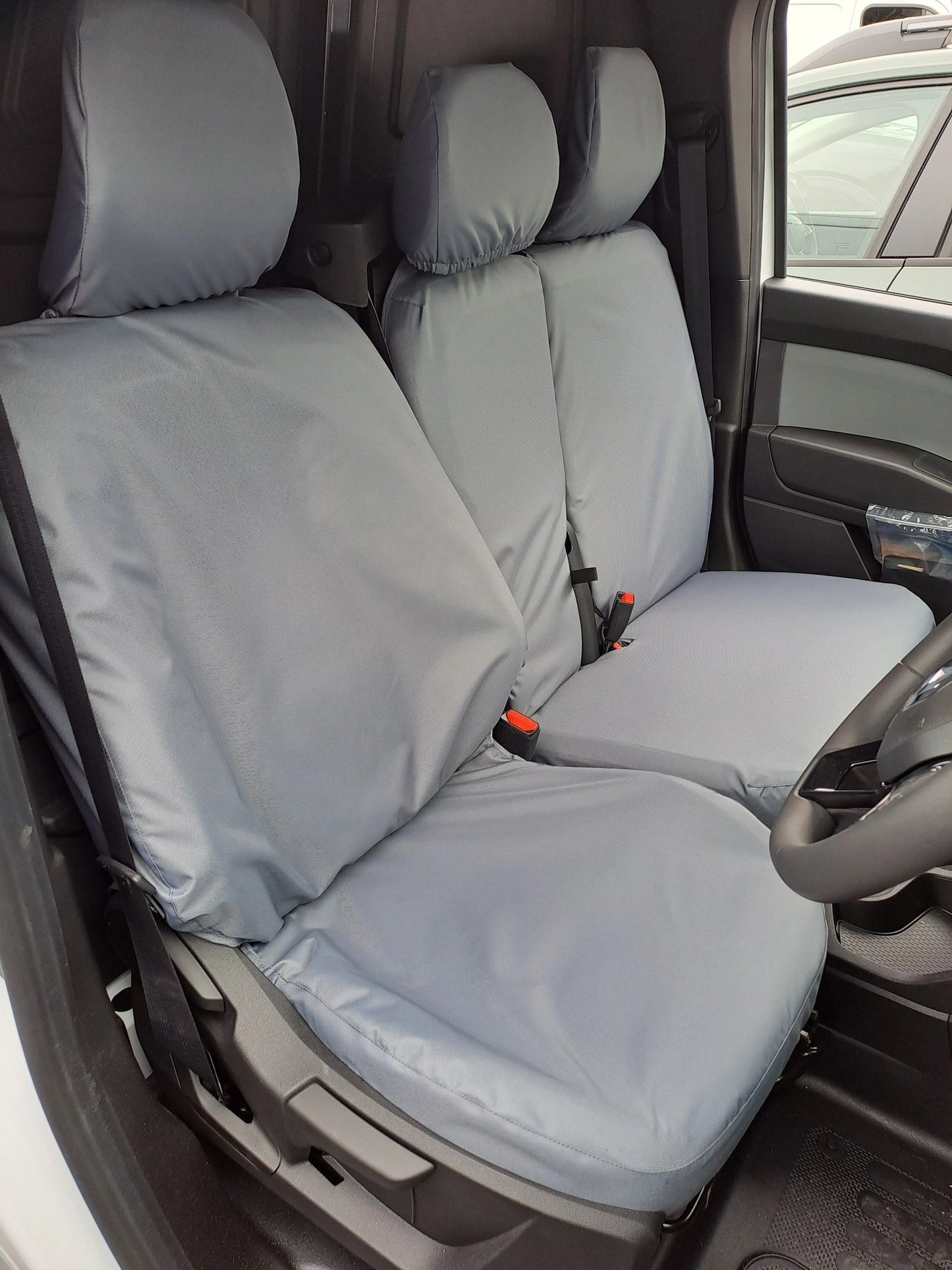 FitsNissanTownstar2022+FrontSeatCovers