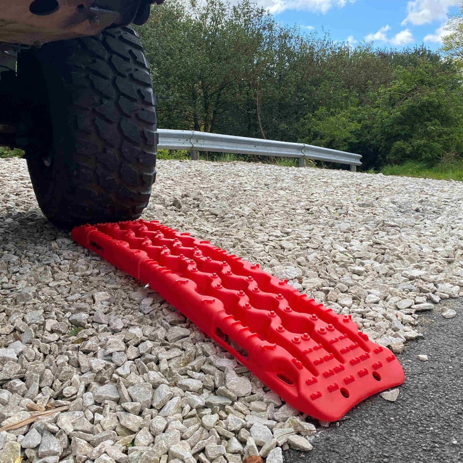 FoldingEmergencyRecoveryTractionSandTyreTracks