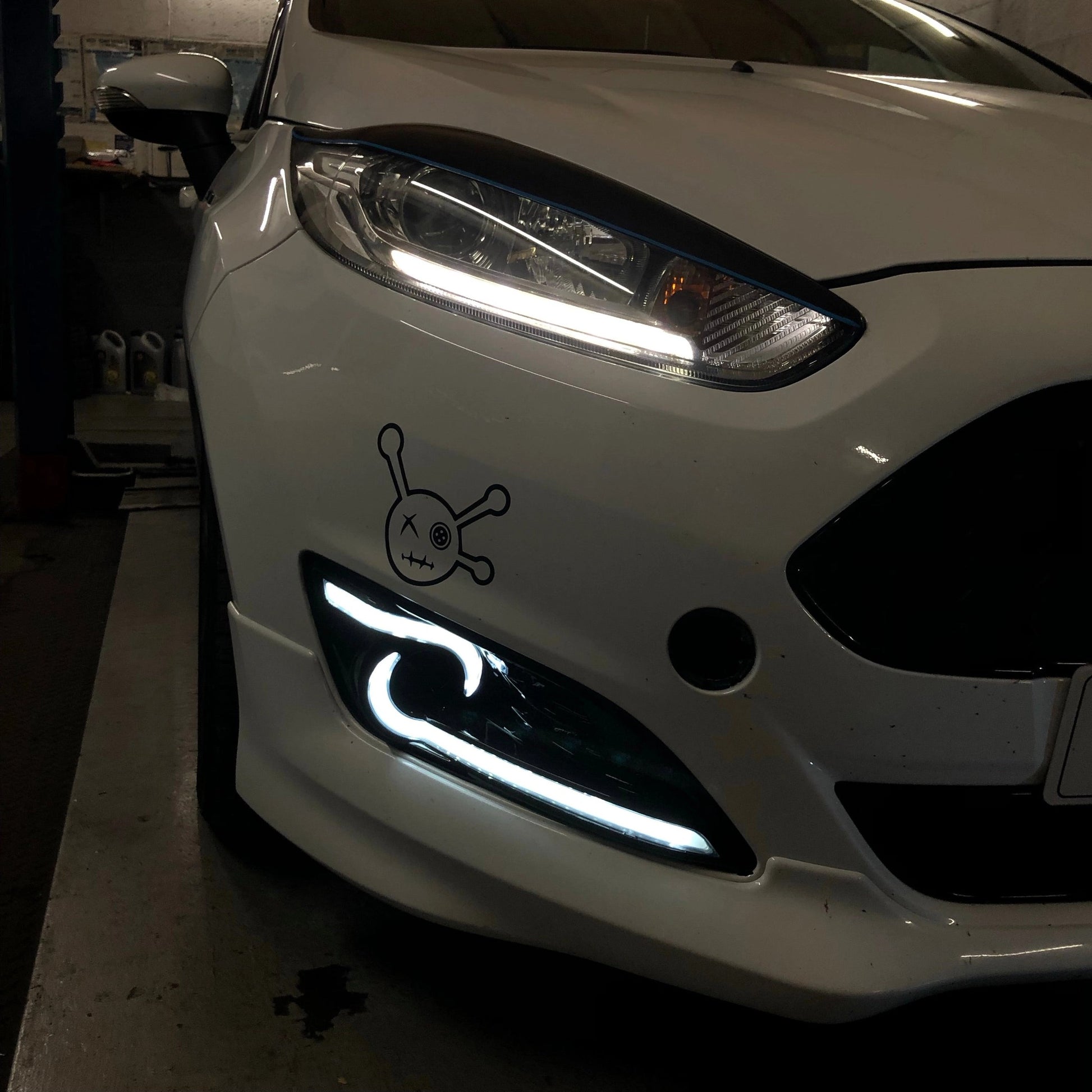 FordFiestaMK7.5Base/Zetec/STLineFogLightDRLsAndIndicators(V.1)