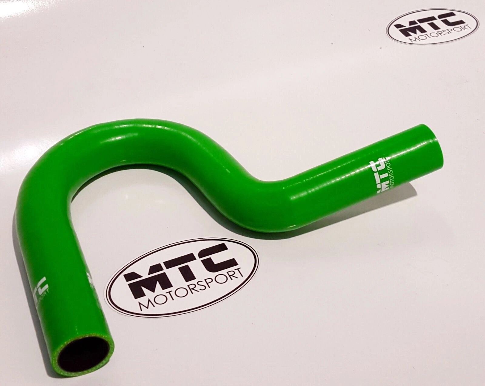 FordFocusRSMK2TurboNoiseGeneratorHoseGreen|MTCMotorsport