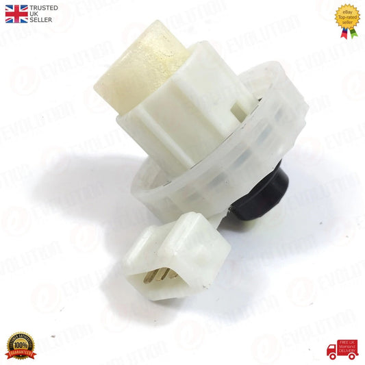 FordTransitConnectBrakeMasterCylinderFluidReservoirCapSwitch1351229