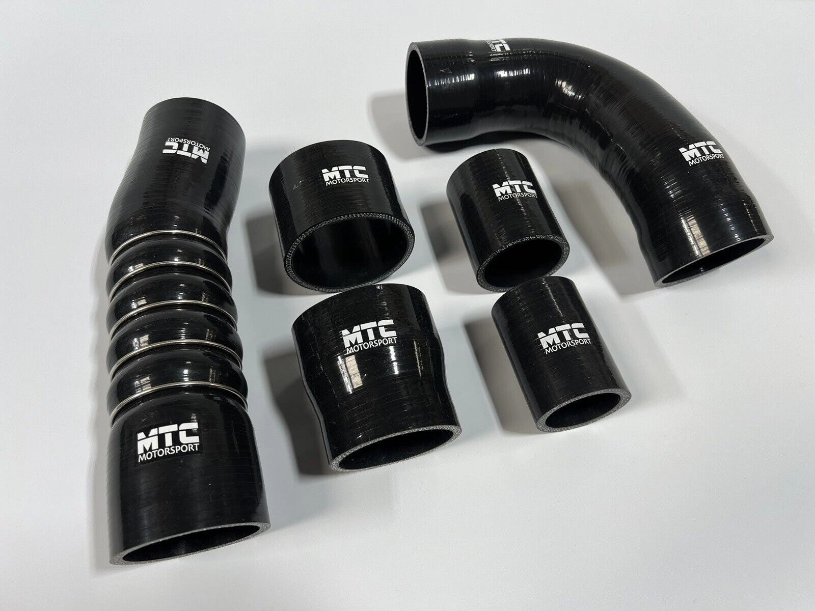 MTCMOTORSPORTAUDITTRS8S2015-21SILICONEBOOSTHOSEKITTURBOHOSESBLACK