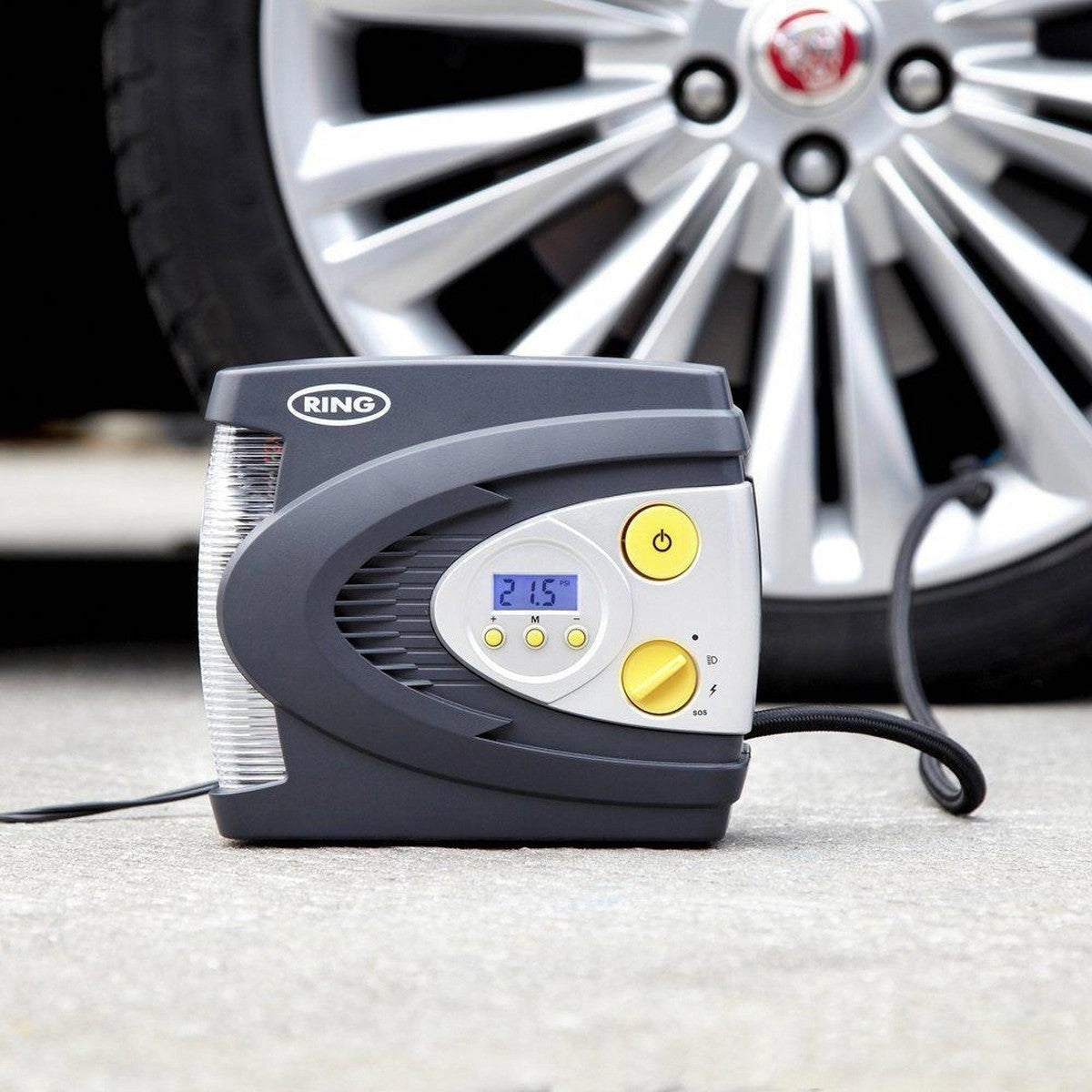 RingRAC63012VDigitalAirCompressorWheelTyreInflatorPumpPsi&Bar+Case