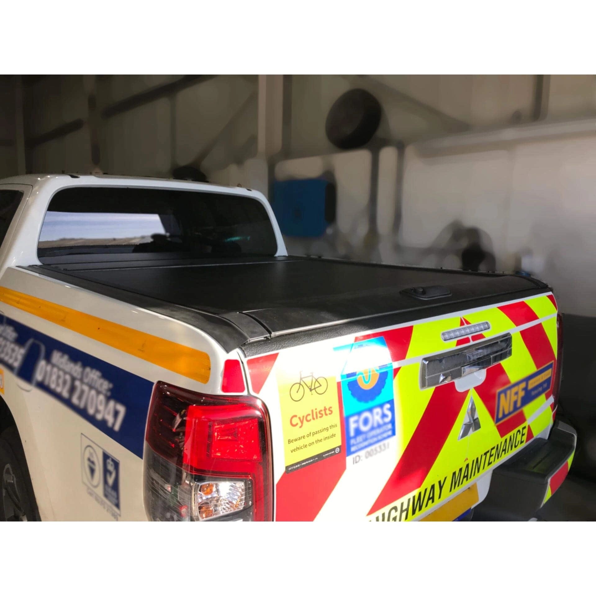 Roll&LockStyleLoadBedTonneauCoverMitsubishiL2002015+
