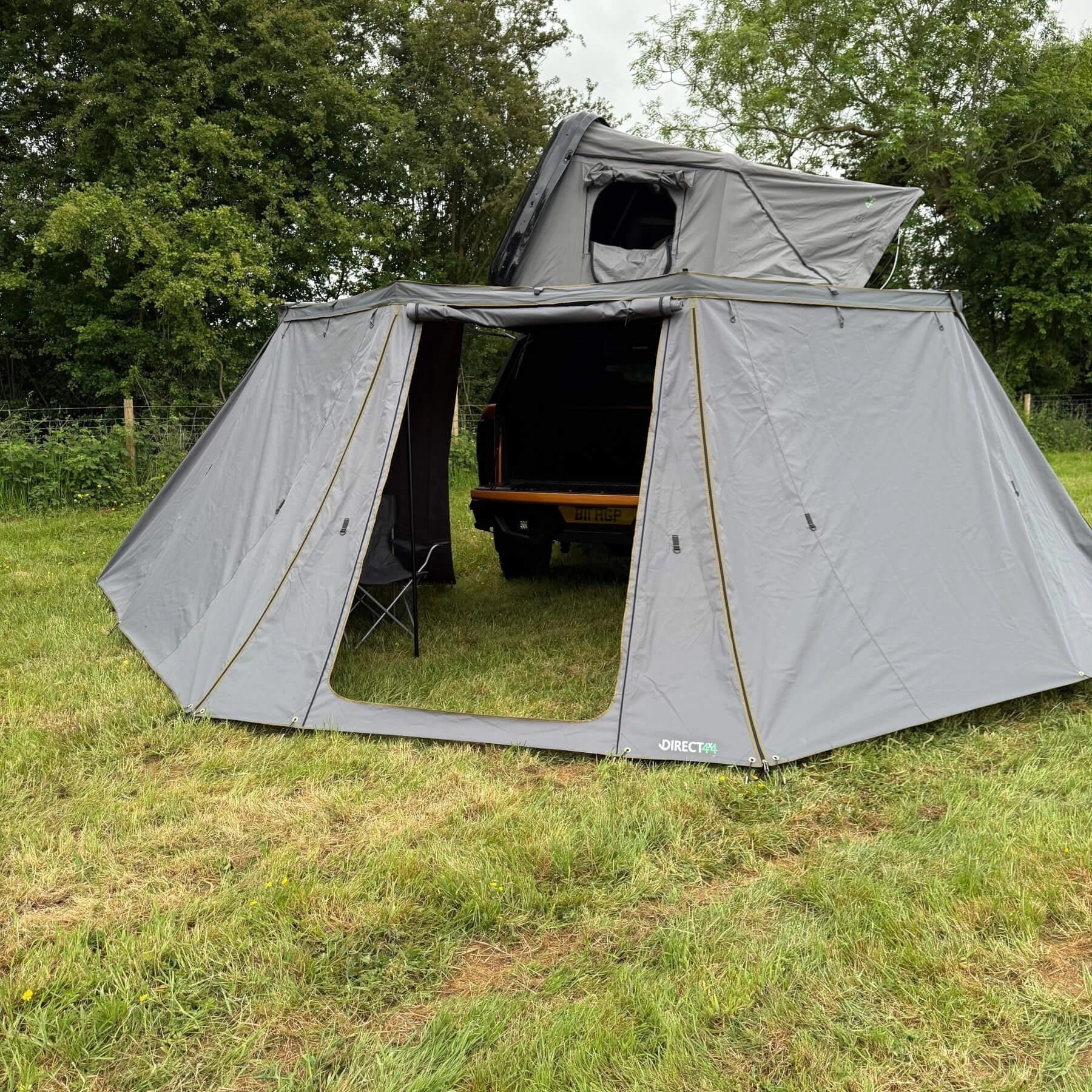 SideWallAddonfortheDirect4x4Mini180-DegreeVehicleCampingAwning