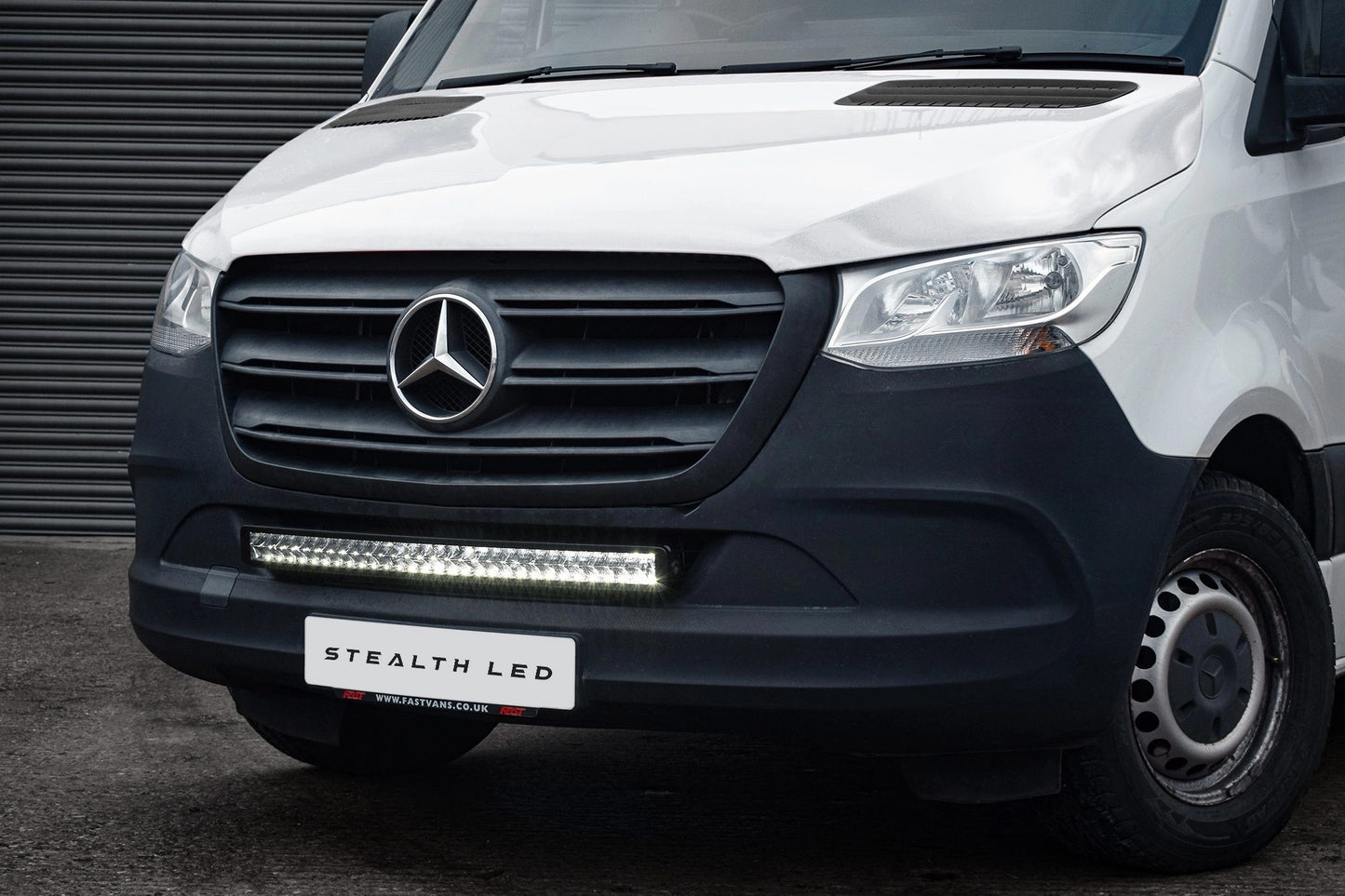 StealthLEDMercedesSprinter2019+30″LuminousLEDIntegrationGrilleKit–25,200Lumens
