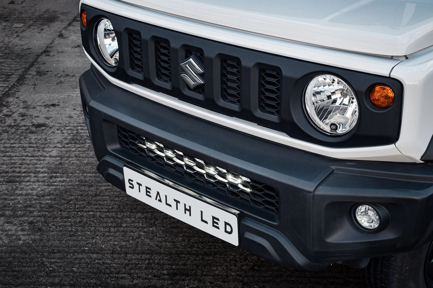 StealthLEDSuzukiJimny2018+20″LuminousLEDIntegrationGrilleKit–8,400Lumens