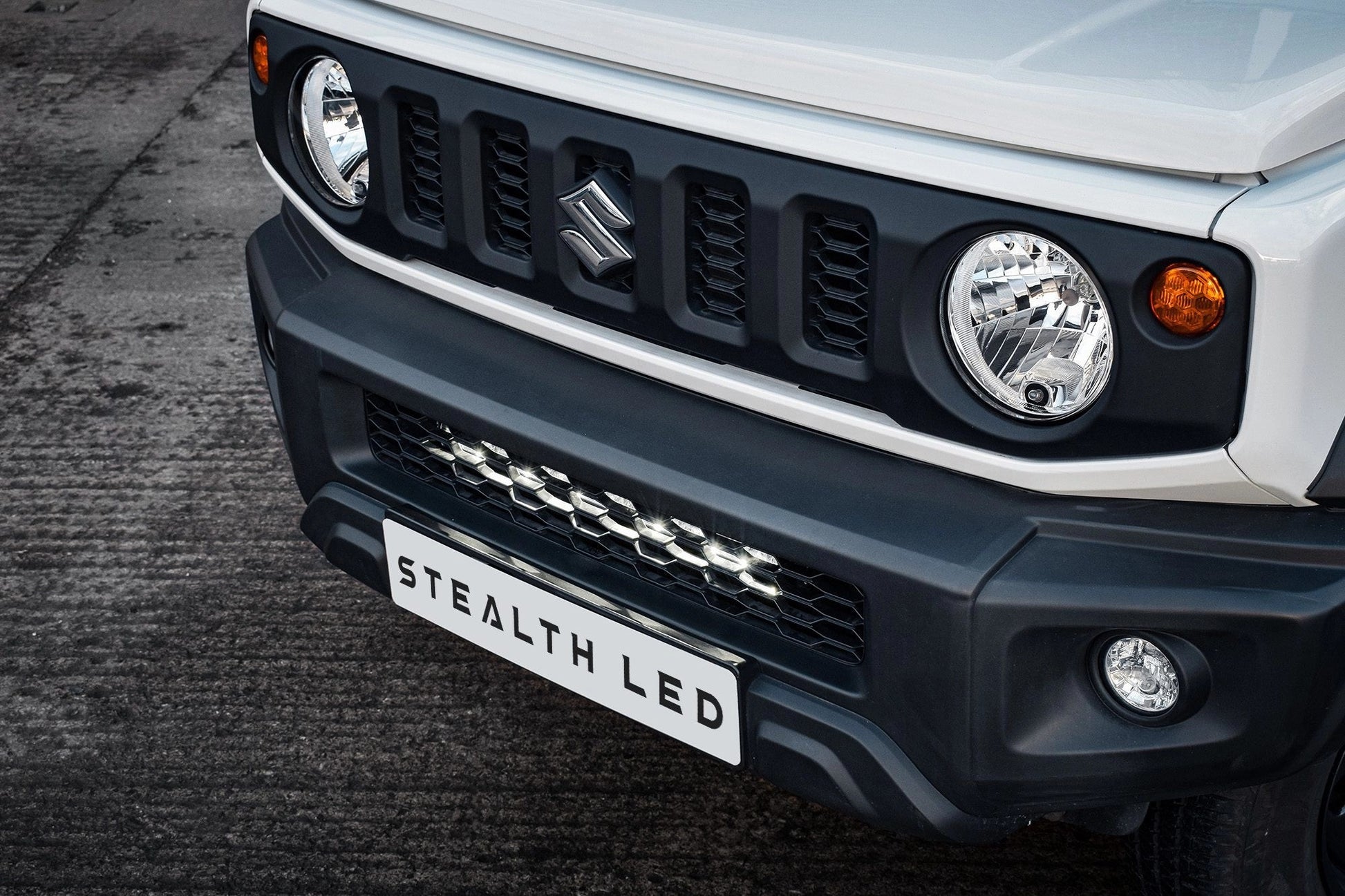 StealthLEDSuzukiJimny2018+20″LuminousLEDIntegrationGrilleKit–8,400Lumens