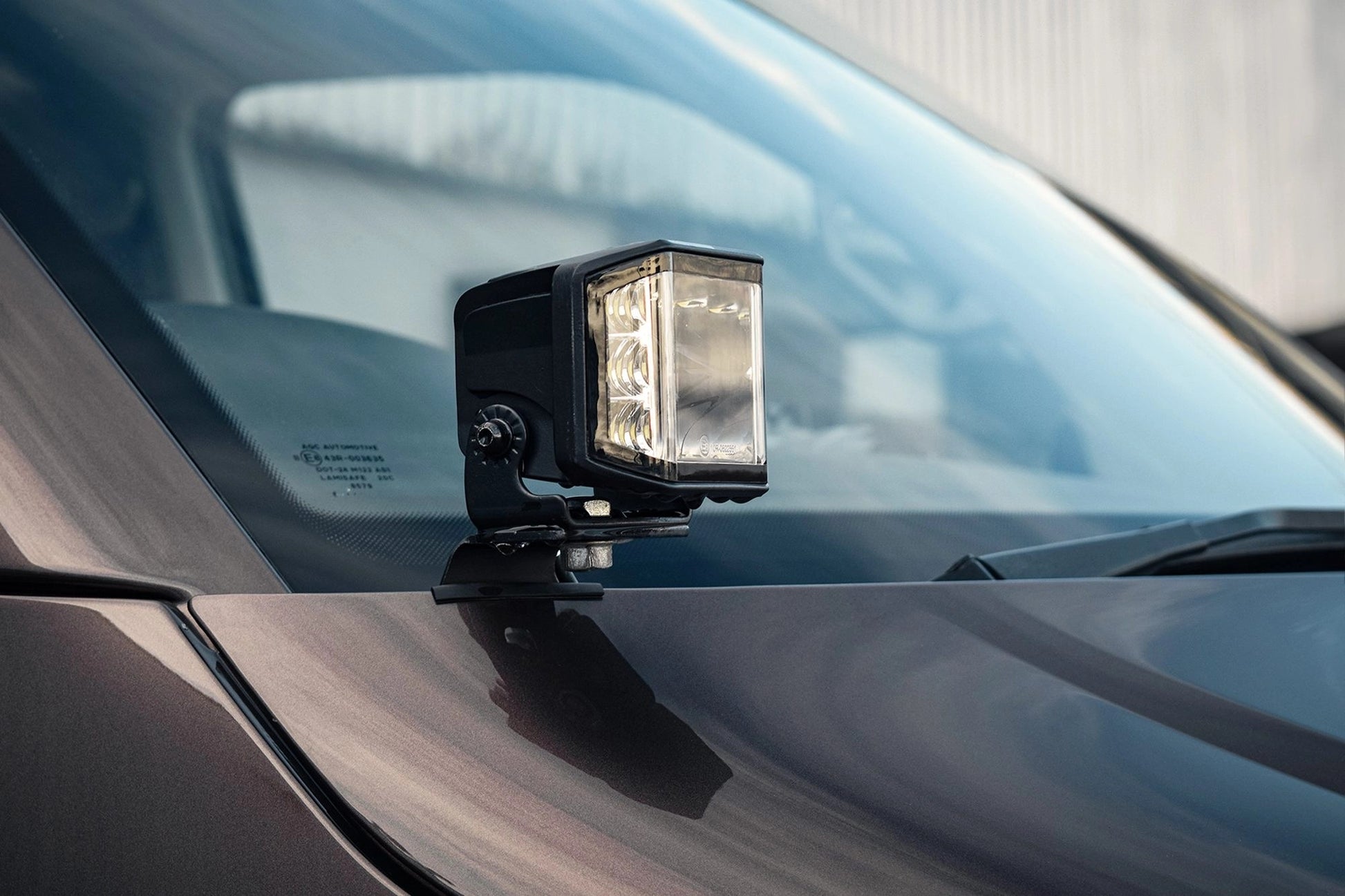 StealthLEDVWTransporterT5.12009-2015Twin4″DarkForceLEDBonnetKit–16,800Lumens