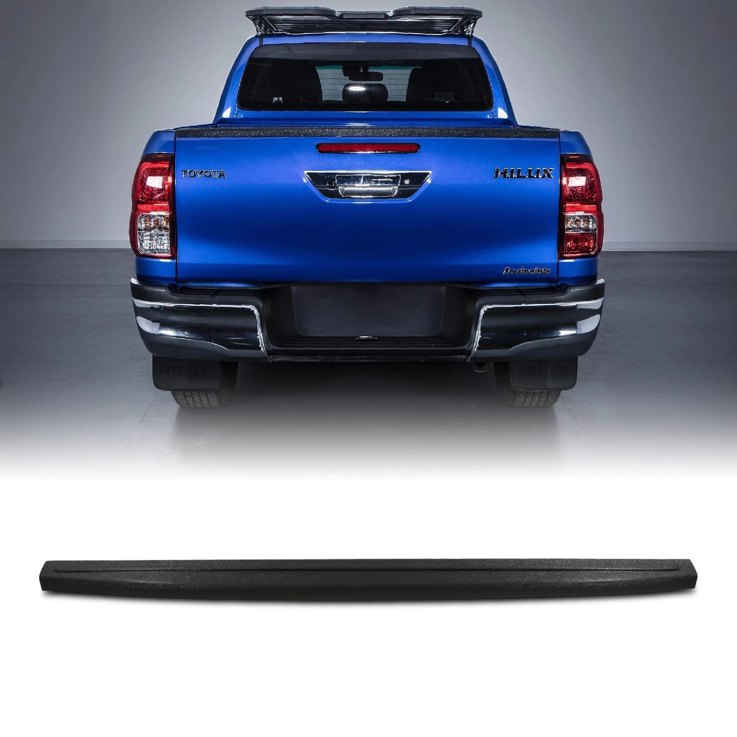 ToyotaHiluxRevo15-20TailgateProtectiveRearGuard