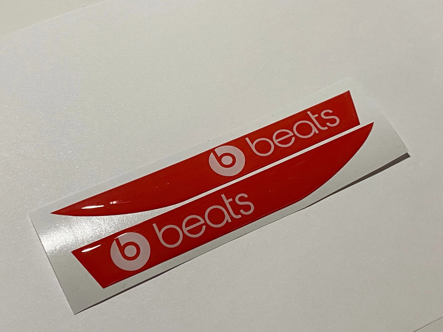 Volkswagen“BEATS”LogoSideRepeaterGelBadges(Red/White)-DIVERSION