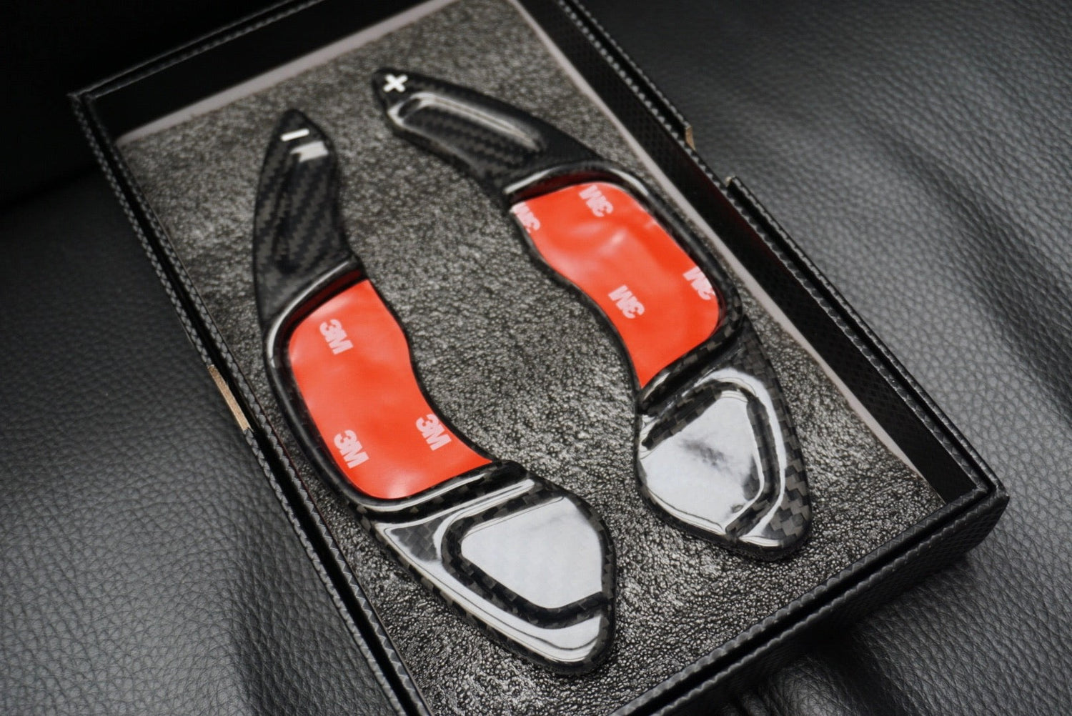 VolkswagenGolf/Polo/SciroccoDSGGenuineBlackCarbonFibrePaddleShifterExtensions(2013-2020Models)
