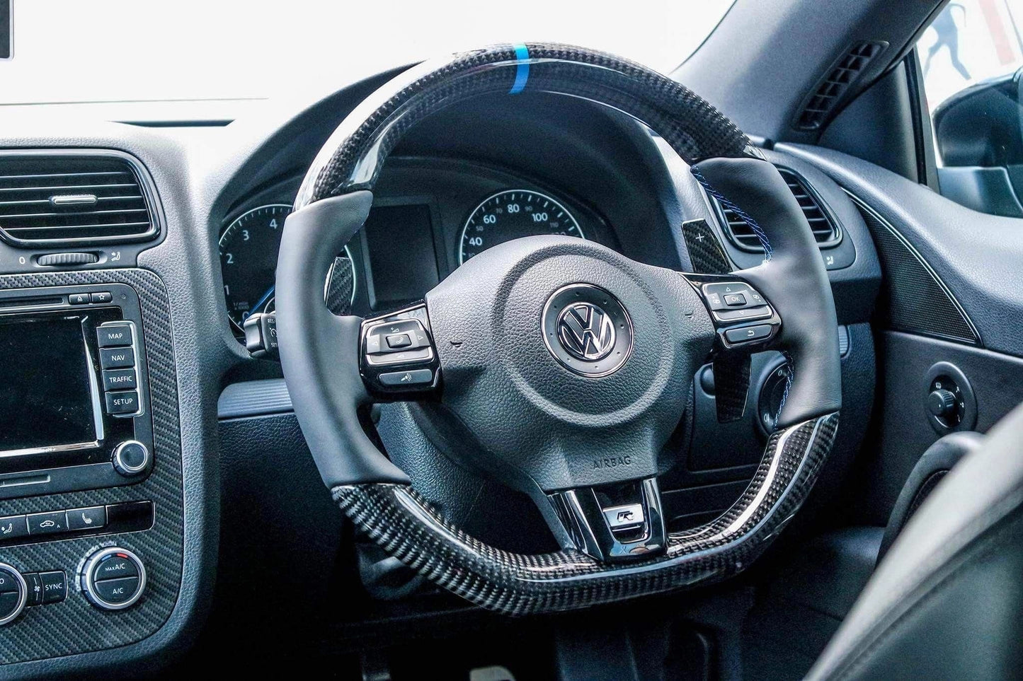 VolkswagenPoloMK56RGTI/R-lineCarbonFibreSteeringWheel(CUSTOM/2009-2014Models)