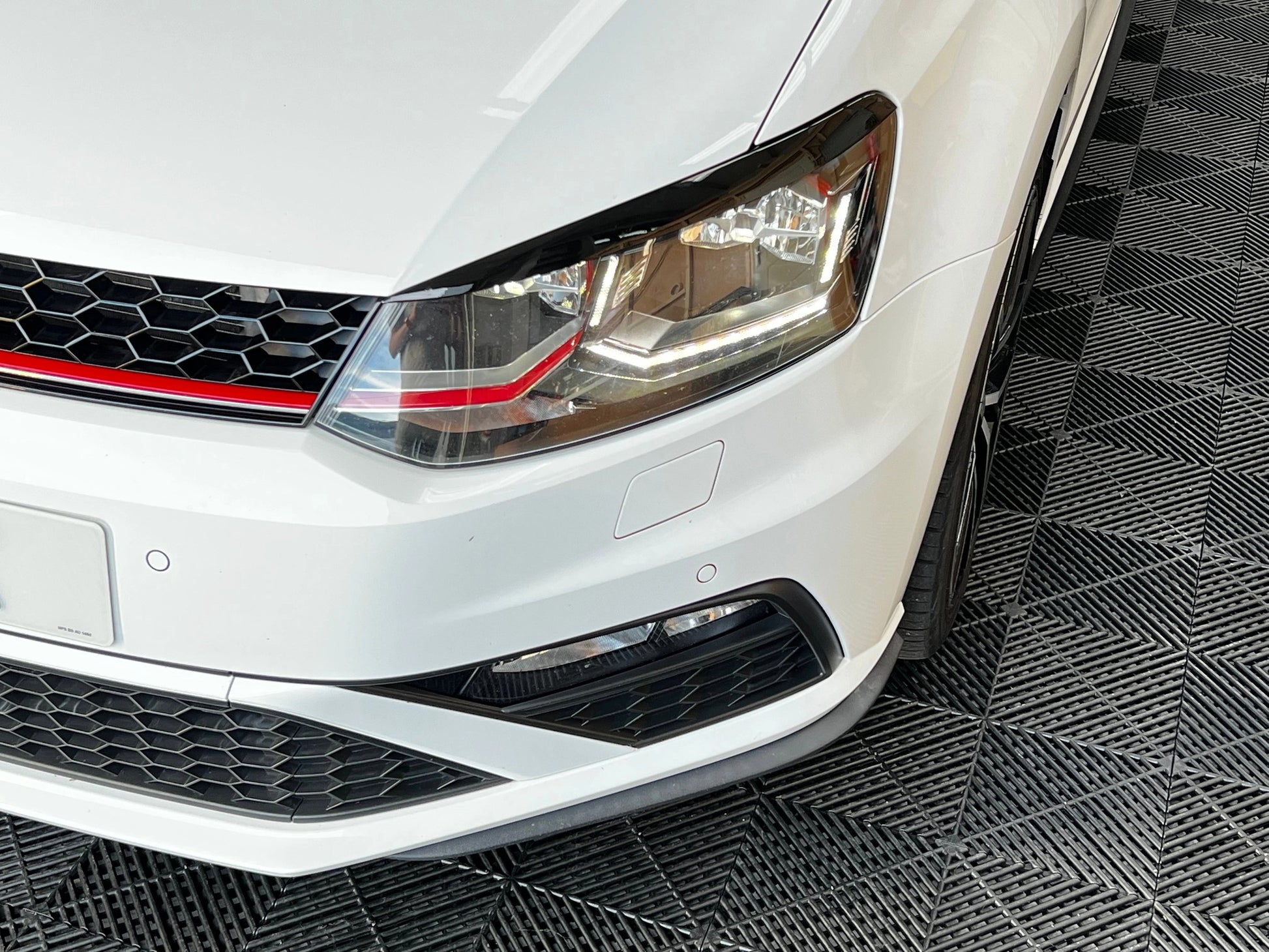 VolkswagenPoloMK5HeadlightEyebrowsGlossBlack(2009-2017Models)
