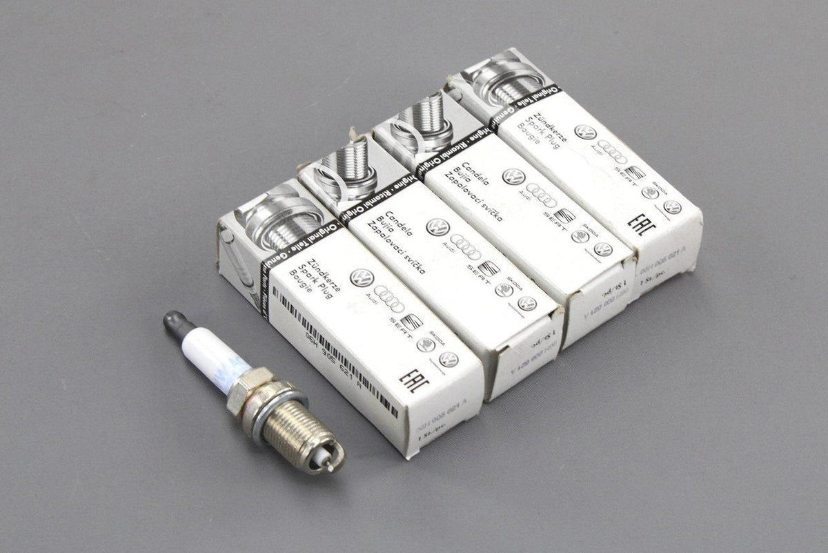 VWAudiSkodaSEAT2.0TSITFSIsparkplugs(x4)06H90562106H905621A