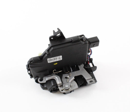 VWGolfMK4BoraPassatB5Leonrightreardoorlock3B4839016A