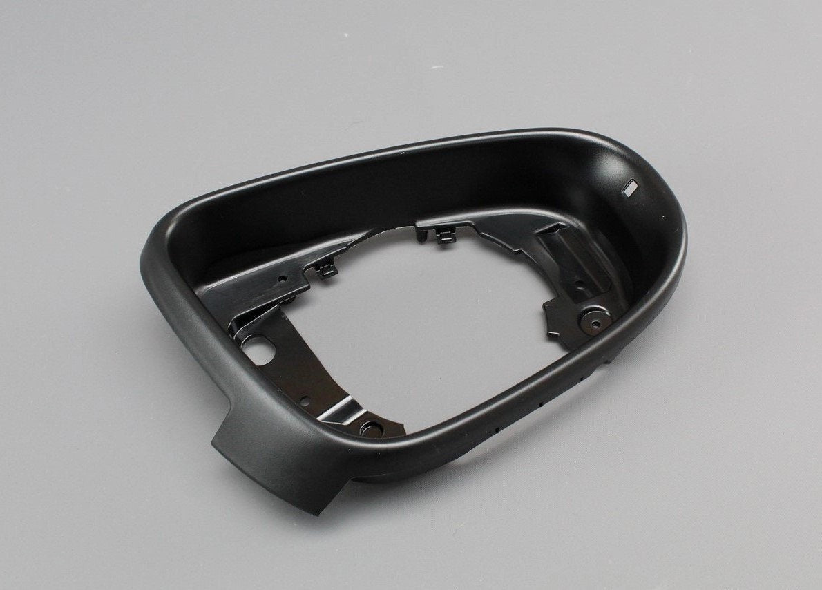 VWGolfMK609-13Touranwingmirrorsurroundbezelright5K78576029B9