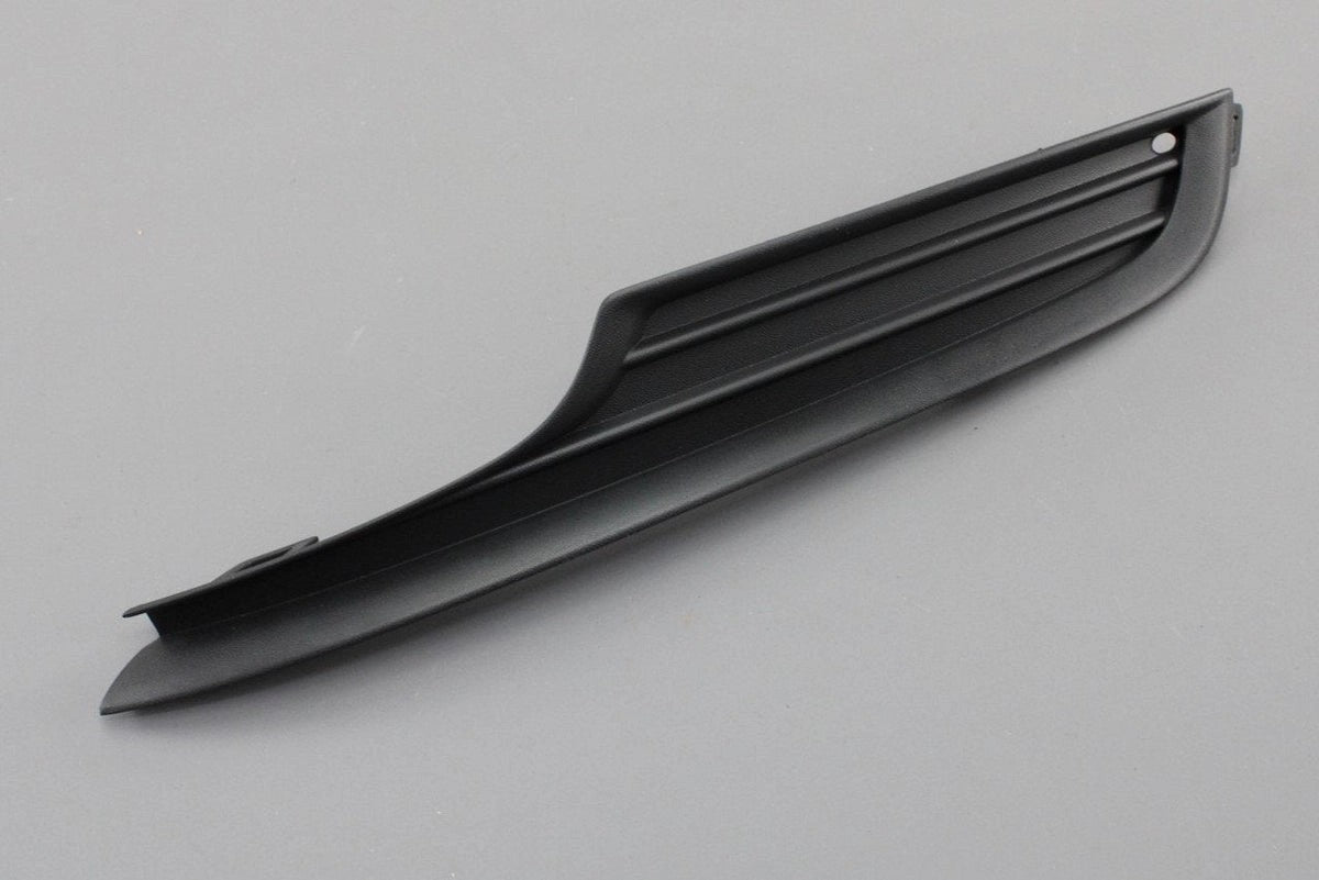 VWGolfMK72013-2016frontbumperlowerleftgrilltrim5G08536659B9