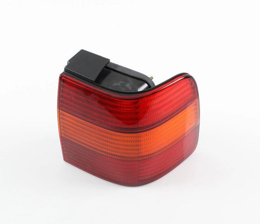 VWPassatB494-97Saloonrightdriveroutertaillight3A5945112