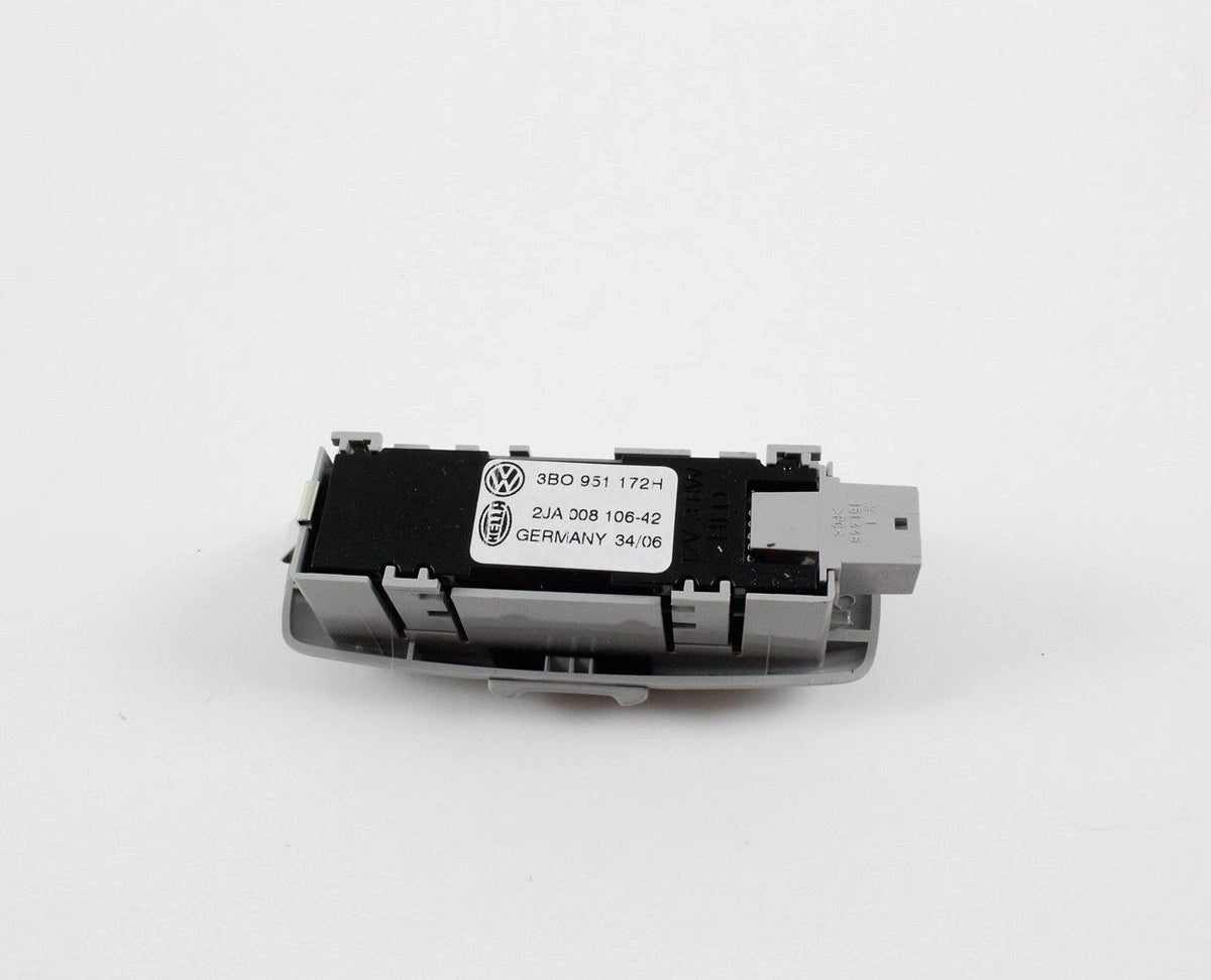 VWPassatB5rightrearinteriorreadinglightsensor3B0951172H