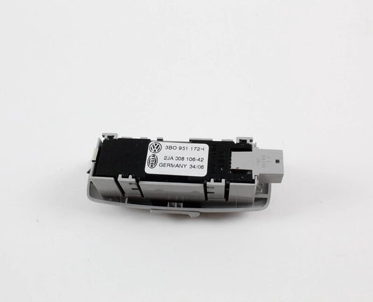 VWPassatB5rightrearinteriorreadinglightsensor3B0951172H