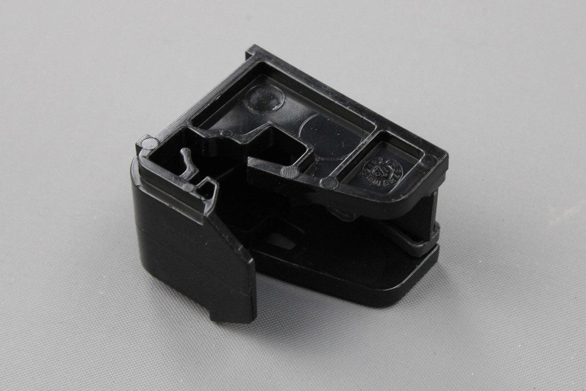 VWPolo6R6C2010-17headlightmountingfixingclip(x1)6R0941511