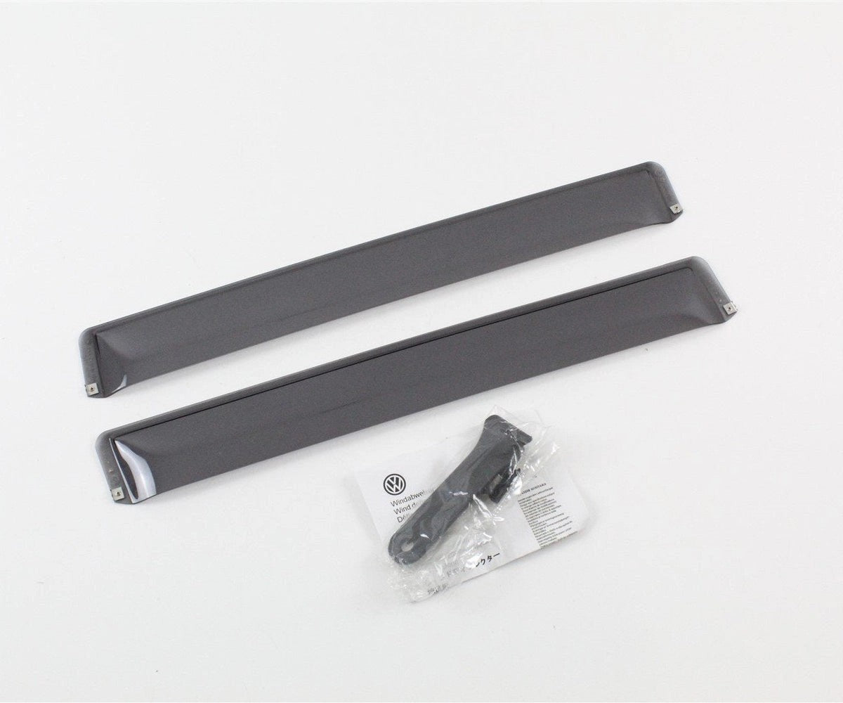 VWT-Rocreardoorwindowwinddeflectorssmokegrey2GA072194