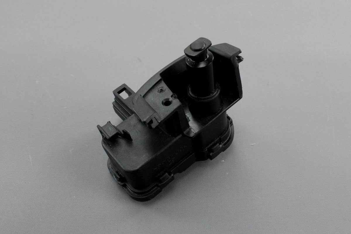 VWTouaregSkodaOctaviaYetiSEATfuelflaplockactuator7P0810773F