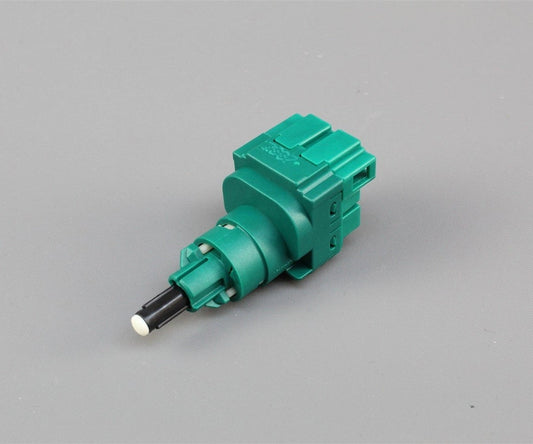 VWTransporterBeetleBoraCaddyBrakelightswitch4pin1C0945511ARDW